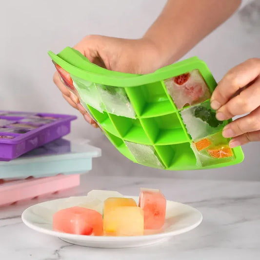 15 Grid BPA Free Silicone Ice Cube Tray With Lid, Kitchen Accessories 