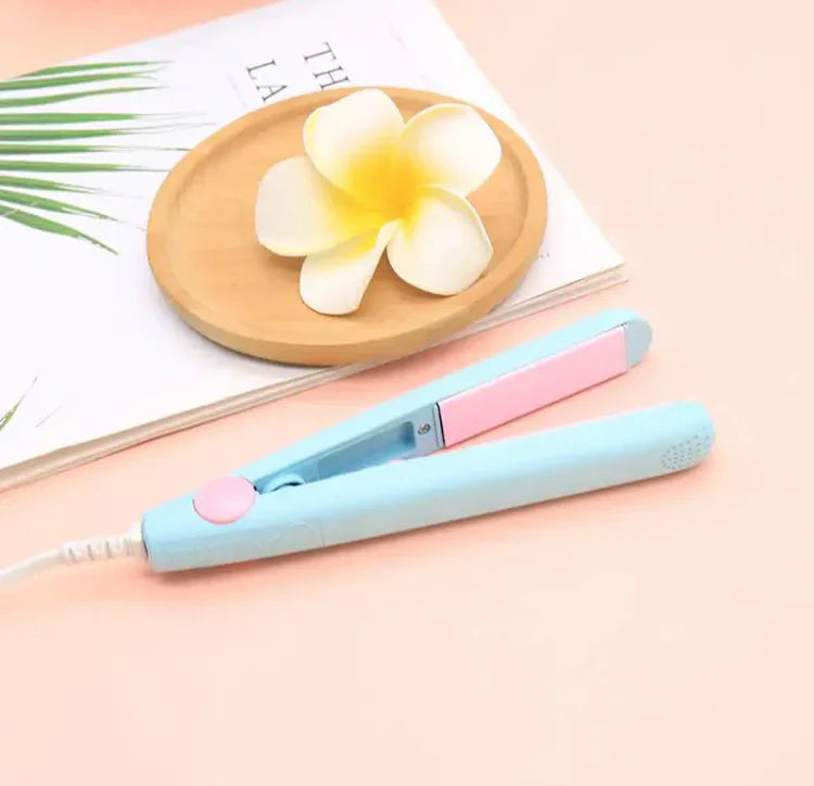 Handheld Mini Hair Straightener