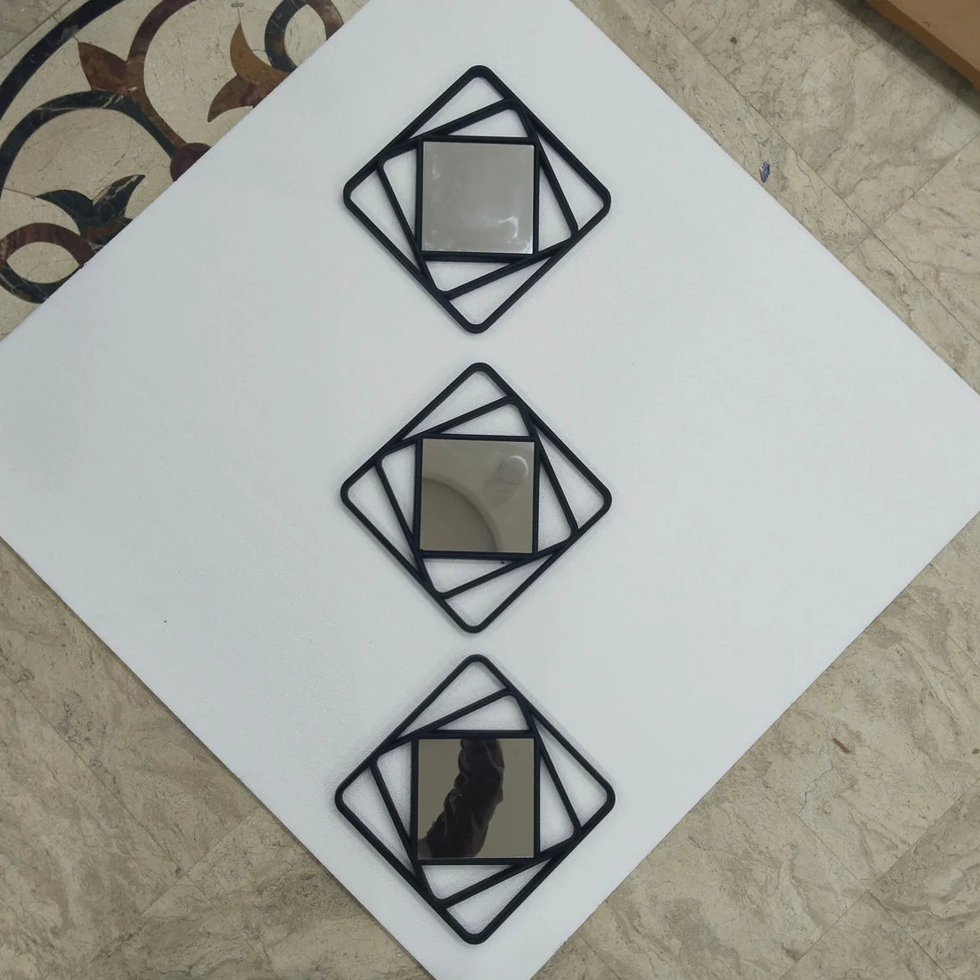 Wall Mirror Set – Set Of 3 Hexagon Mirrors, 6x6 Inch Modern Style